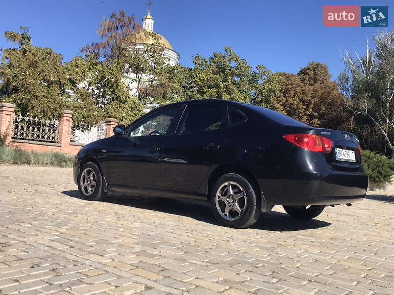 Седан Hyundai Elantra 2008 в Белой Церкви