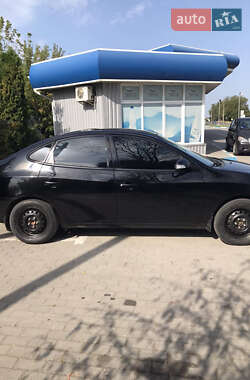Седан Hyundai Elantra 2010 в 