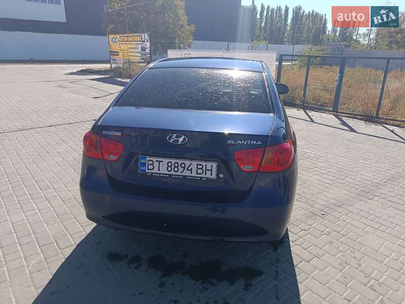 Седан Hyundai Elantra 2007 в Николаеве