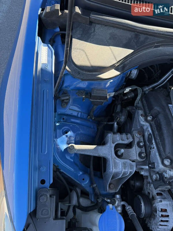 Седан Hyundai Elantra 2016 в Києві