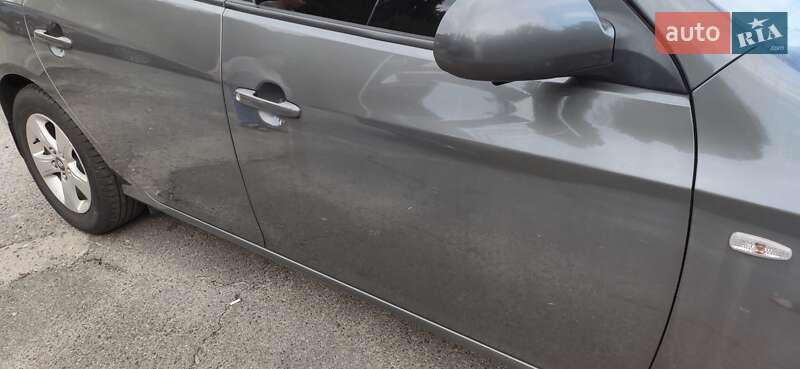 Седан Hyundai Elantra 2007 в Києві фото 38 Седан Hyundai Elantra 2007 в Києві