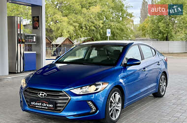 Седан Hyundai Elantra 2016 в Николаеве