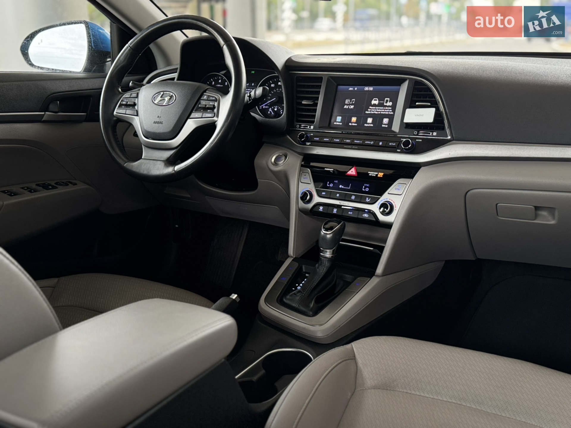 2016 Hyundai Elantra - мініатюра 13