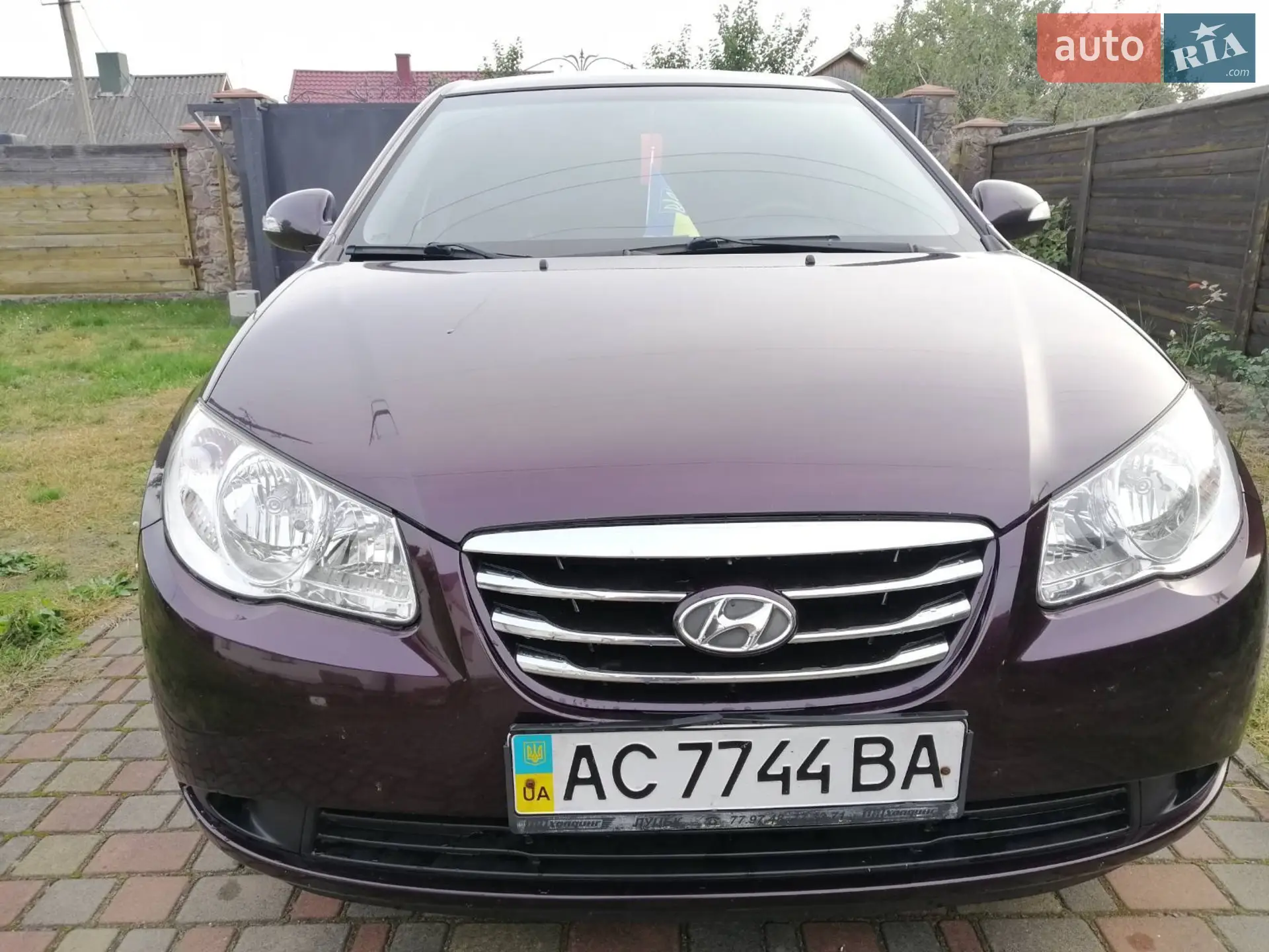 2010 Hyundai Elantra - фото 1