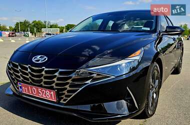 Седан Hyundai Elantra 2021 в 