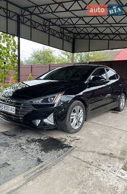 Седан Hyundai Elantra 2020 в Кривом Роге