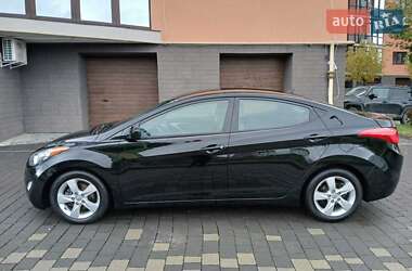 Седан Hyundai Elantra 2012 в 