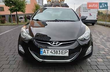 Седан Hyundai Elantra 2012 в 