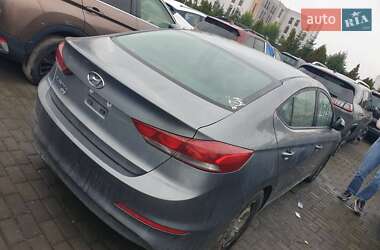 Седан Hyundai Elantra 2018 в Львове