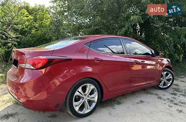 Седан Hyundai Elantra 2014 в 