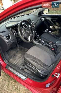 Седан Hyundai Elantra 2014 в 