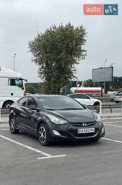 Седан Hyundai Elantra 2012 в 