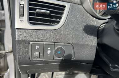 Седан Hyundai Elantra 2013 в 