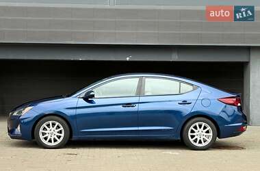 Седан Hyundai Elantra 2018 в 