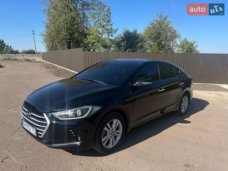 Hyundai Elantra 2018
