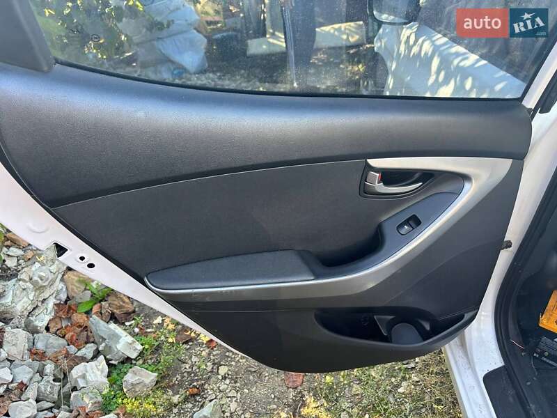 Седан Hyundai Elantra 2013 в Белой Церкви