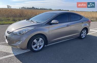 Седан Hyundai Elantra 2012 в 