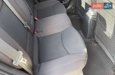 Седан Hyundai Elantra 2012 в 
