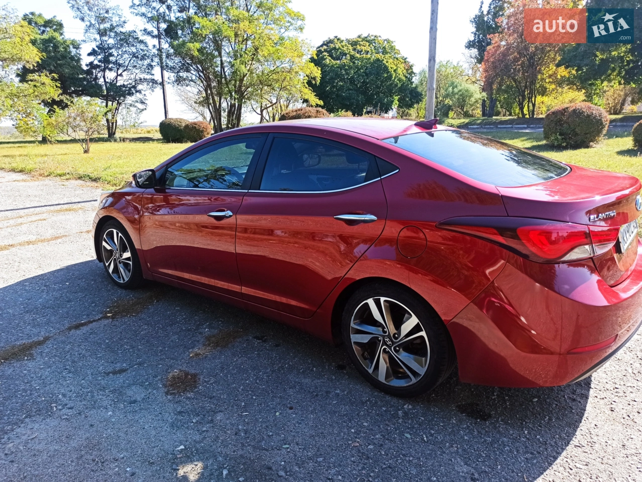 2014 Hyundai Elantra - мініатюра 17