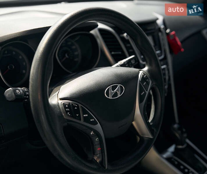 Хэтчбек Hyundai Elantra 2014 в Одессе фото 7 Хэтчбек Hyundai Elantra 2014 в Одессе