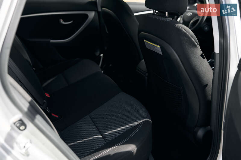 Хэтчбек Hyundai Elantra 2014 в Одессе фото 12 Хэтчбек Hyundai Elantra 2014 в Одессе