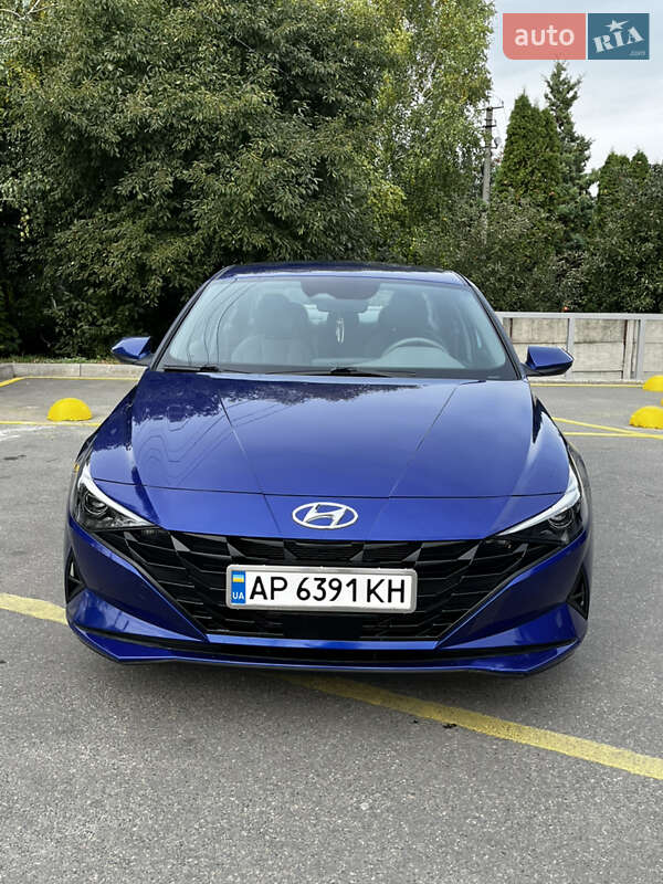 Седан Hyundai Elantra 2023 в Киеве