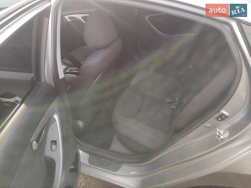 Седан Hyundai Elantra 2011 в Харькове