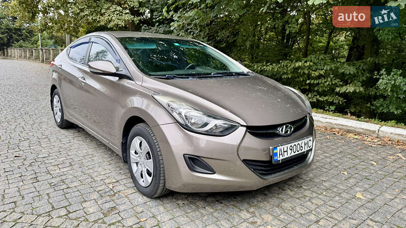 Hyundai Elantra 2013 Hyundai Elantra 2013