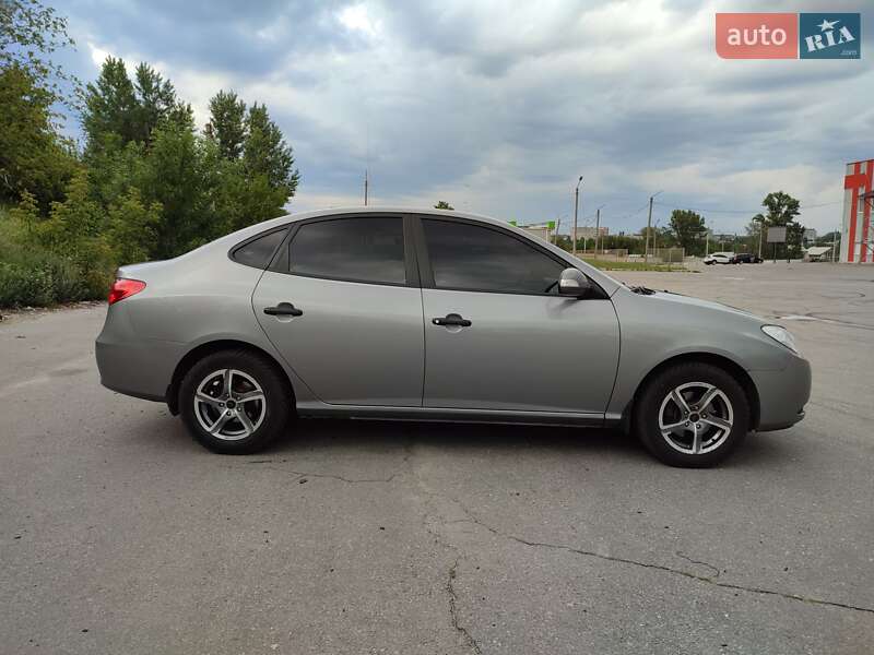 Седан Hyundai Elantra 2011 в Харькове