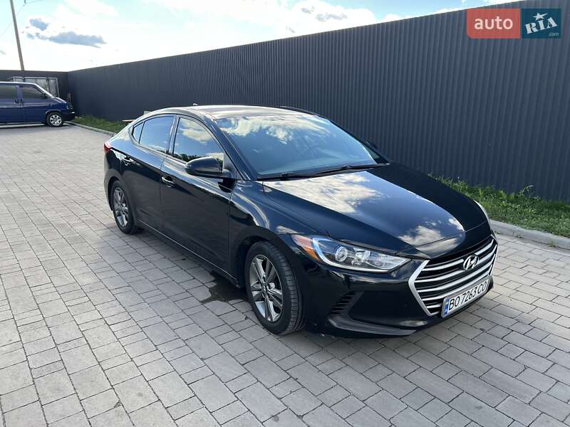 Седан Hyundai Elantra 2016 в Тернополе