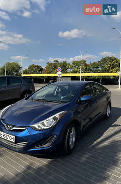 Седан Hyundai Elantra 2014 в Днепре
