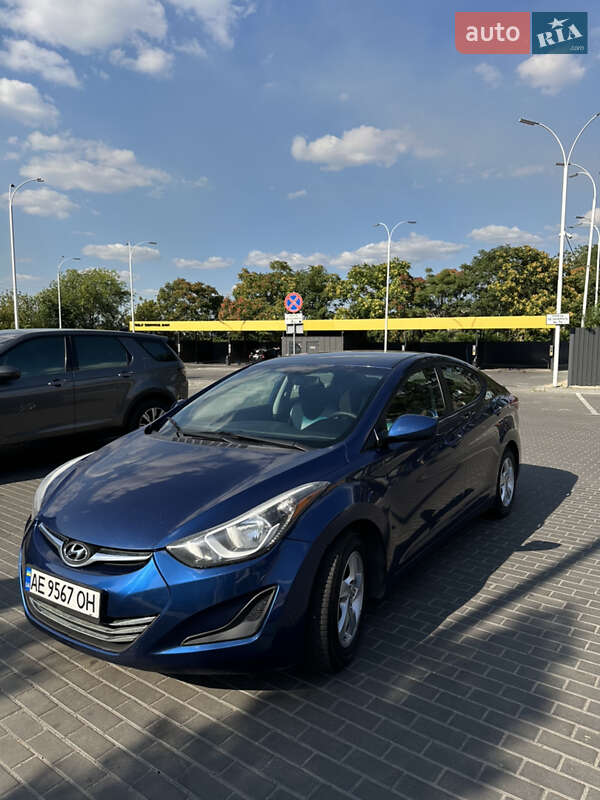 Hyundai Elantra 2014