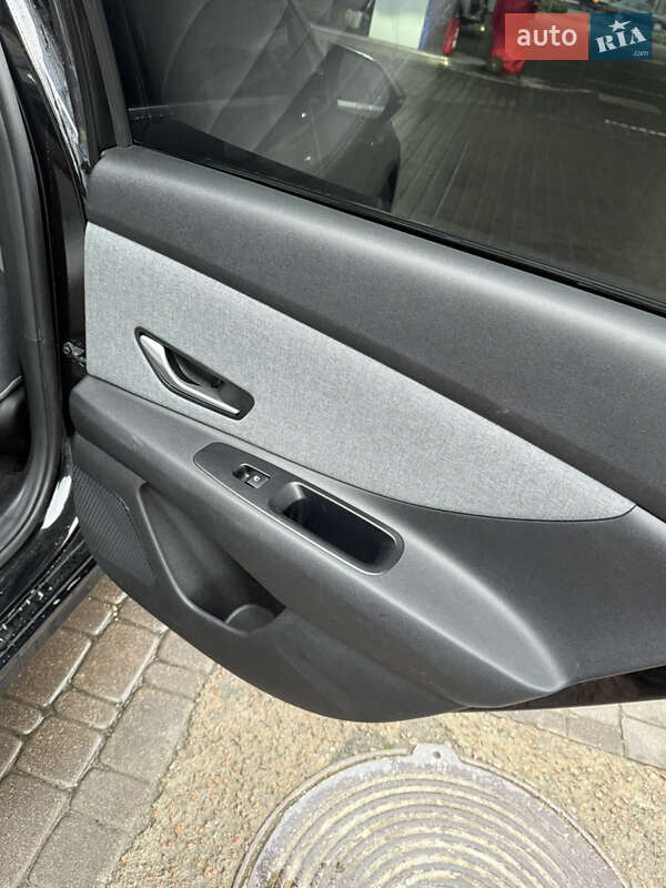 Седан Hyundai Elantra 2020 в Киеве фото 31 Седан Hyundai Elantra 2020 в Киеве