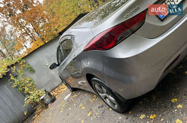 Седан Hyundai Elantra 2012 в Харкові