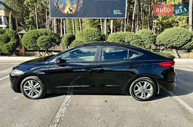 Седан Hyundai Elantra 2016 в Сумах