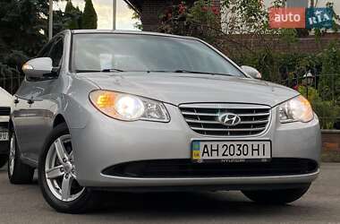 Седан Hyundai Elantra 2011 в 