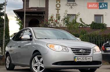Седан Hyundai Elantra 2011 в 