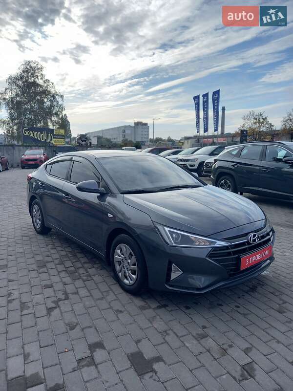 Седан Hyundai Elantra 2019 в Полтаві