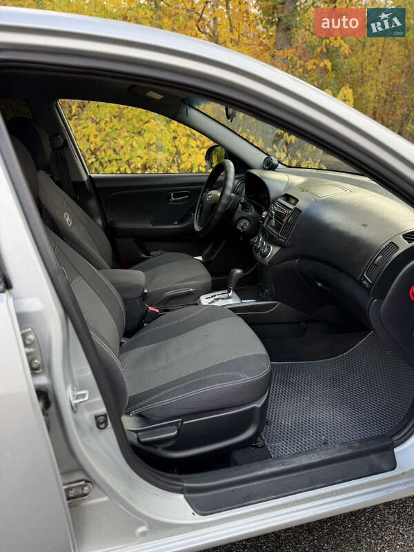 Седан Hyundai Elantra 2010 в Дніпрі фото 9 Седан Hyundai Elantra 2010 в Дніпрі