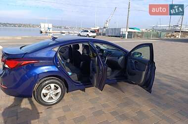 Седан Hyundai Elantra 2013 в 