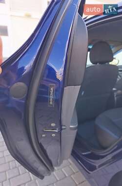 Седан Hyundai Elantra 2013 в 