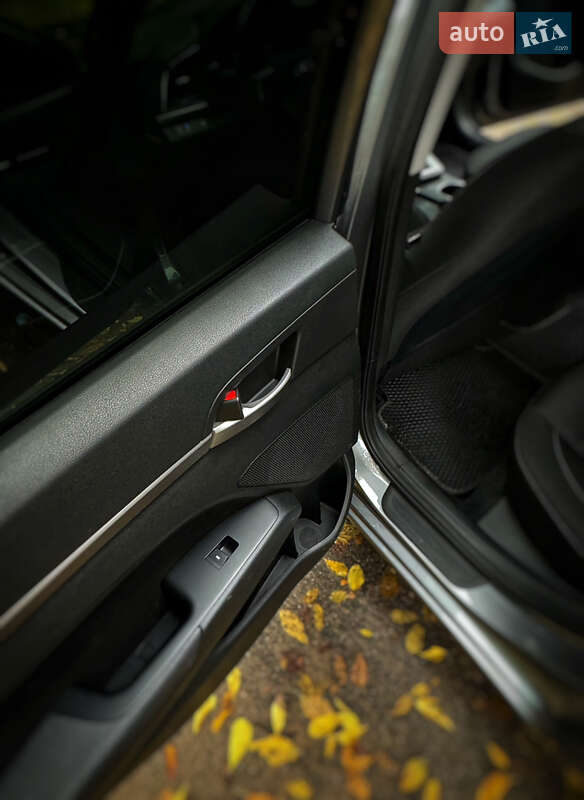 Седан Hyundai Elantra 2018 в Києві фото 22 Седан Hyundai Elantra 2018 в Києві