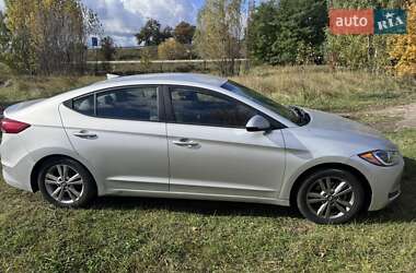 Седан Hyundai Elantra 2017 в 