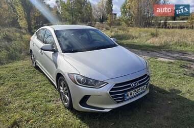 Седан Hyundai Elantra 2017 в 