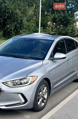 Седан Hyundai Elantra 2017 в 