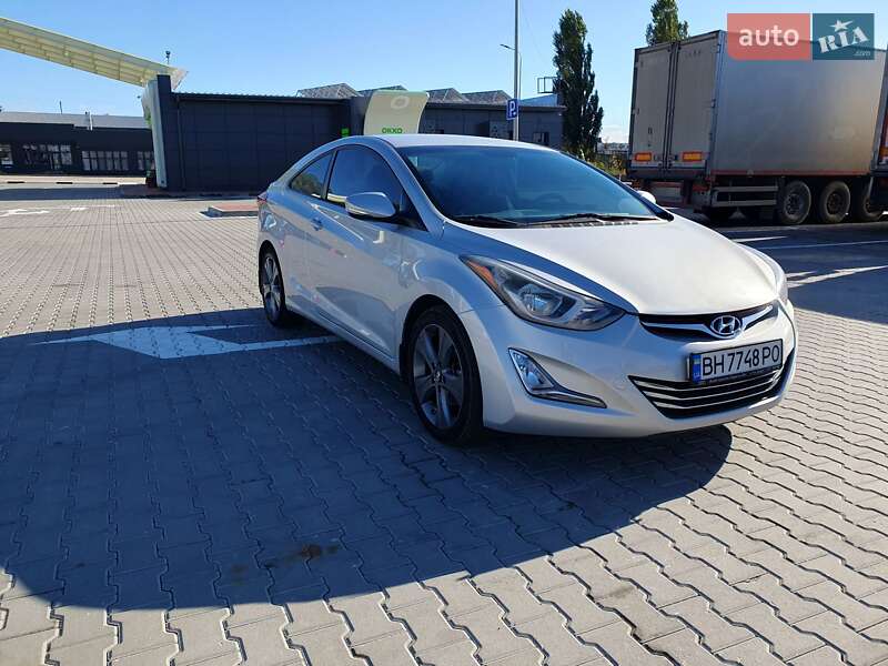 Купе Hyundai Elantra 2014 в Киеве фото 5 Купе Hyundai Elantra 2014 в Киеве
