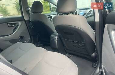 Седан Hyundai Elantra 2014 в 