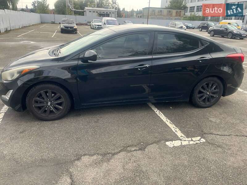 Седан Hyundai Elantra 2014 в Киеве