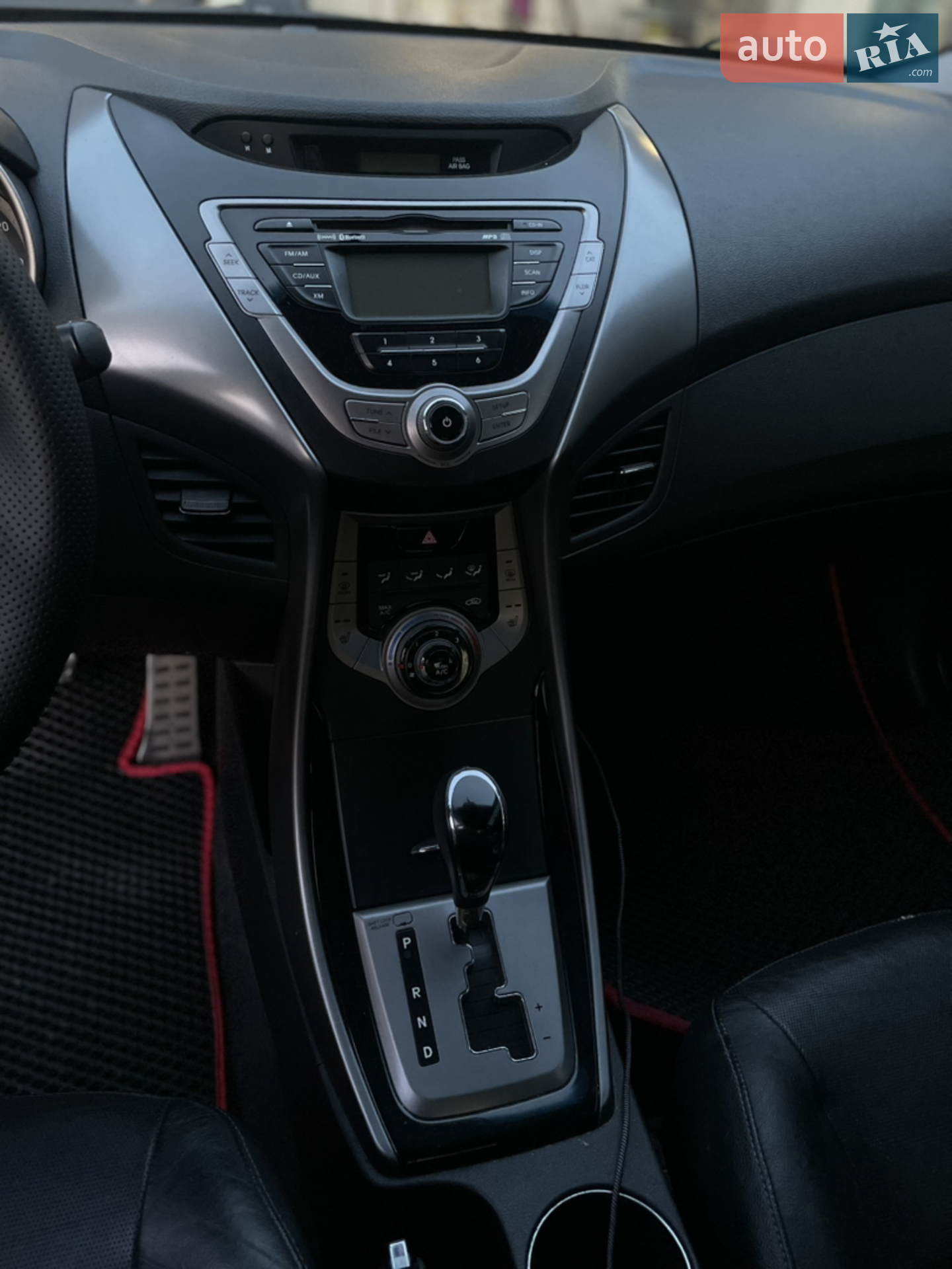 2012 Hyundai Elantra - мініатюра 11