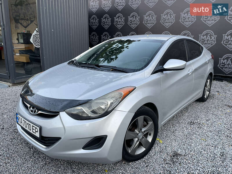 Седан Hyundai Elantra 2011 в 